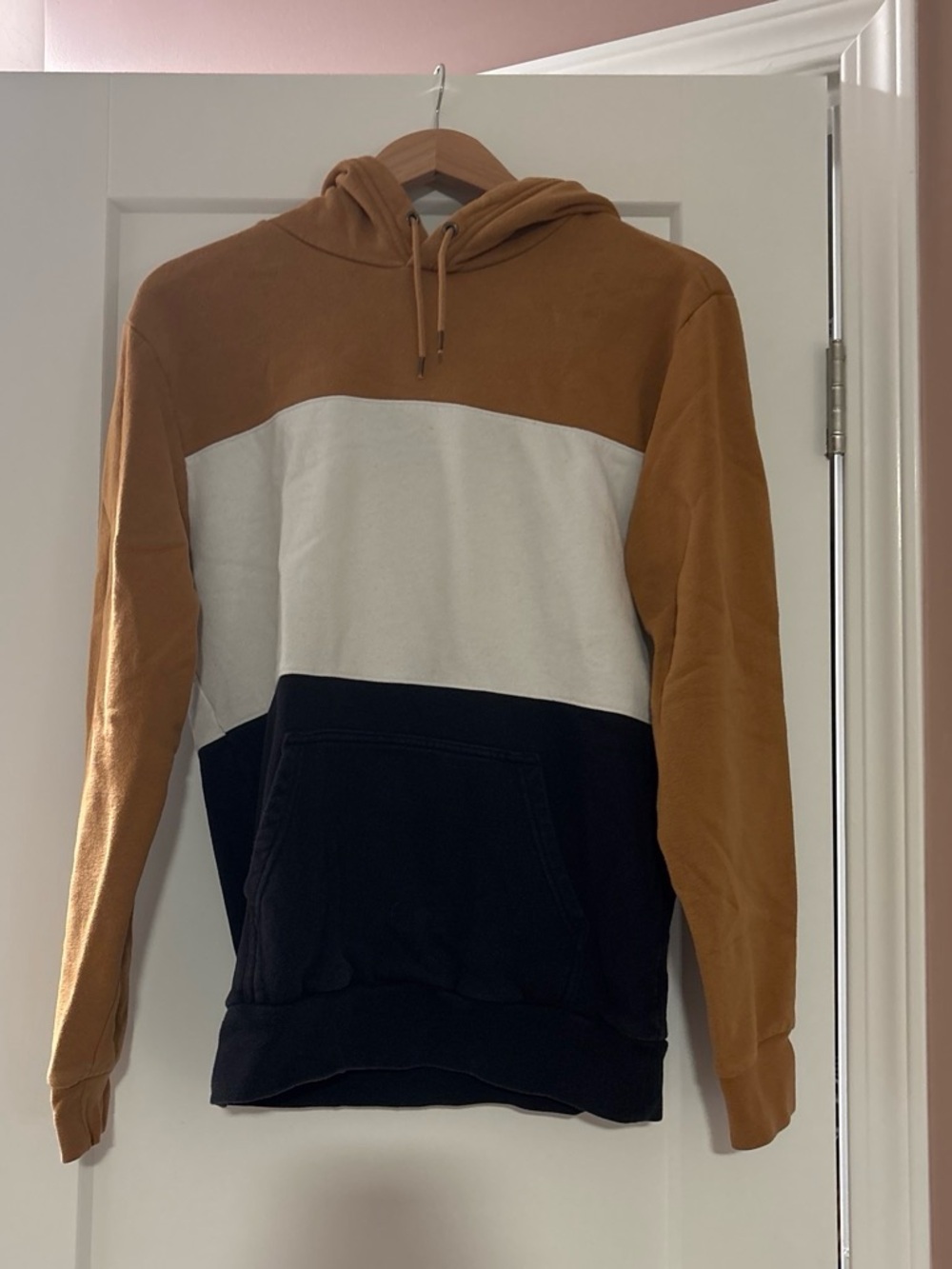 Men's Colorblock Pullover Hoodie - Tan, White & Black